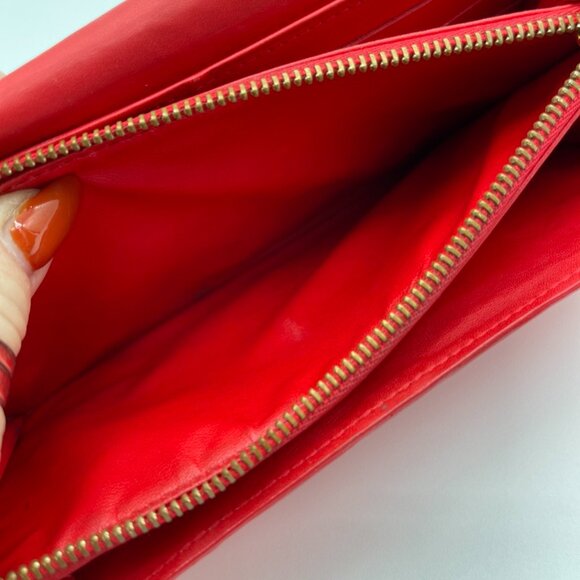 Louis Vuitton Womens Red Vernis Sarah Continental Wallet - Picture 9 of 11